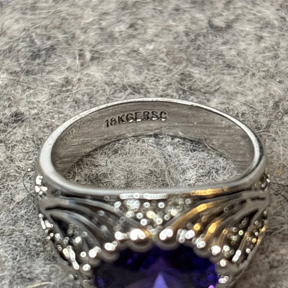 Vintage 18K GERSC Purple Glass Cocktail Ring Size 8 Ornate Statement